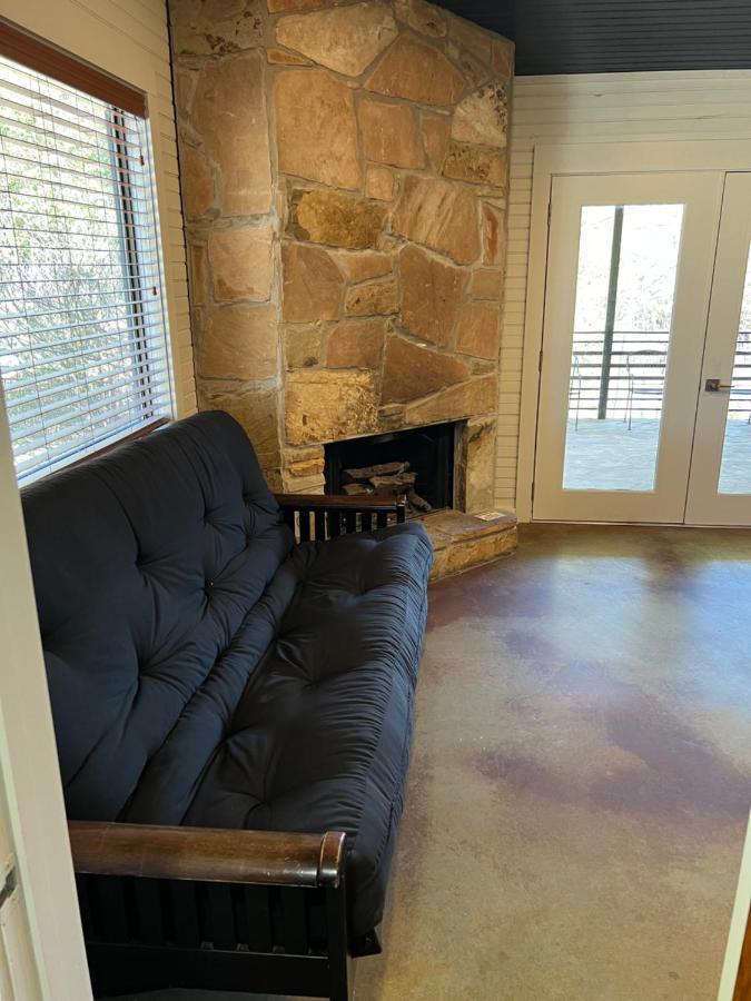 Hideout On The Horseshoe Canyon Lake Exterior foto