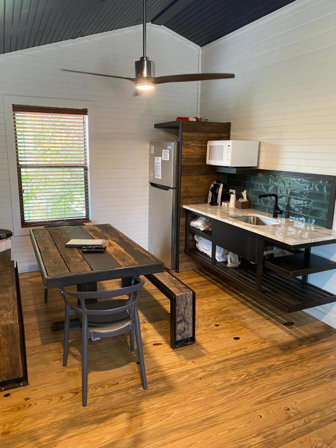 Hideout On The Horseshoe Canyon Lake Exterior foto